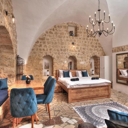 אבני החושן - סוויטות יוקרה בצפת העתיקה - Avnei Hachoshen - Luxury Suites In The Old City Exterior photo